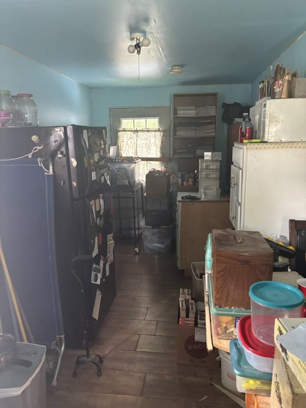 11711 Bluebird Dr - Photo 4 of 6