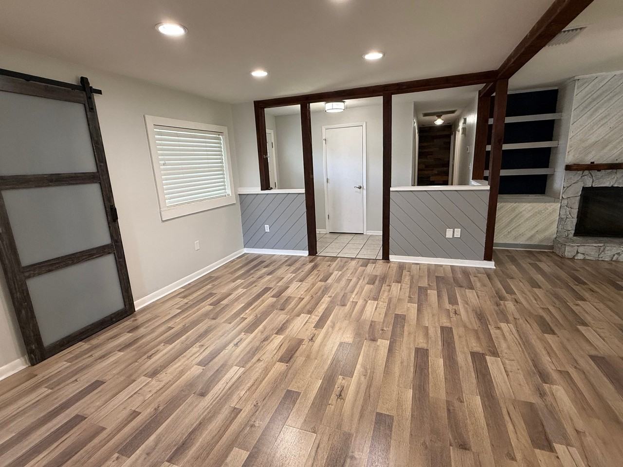 620 Travis Cir - Photo 5 of 20