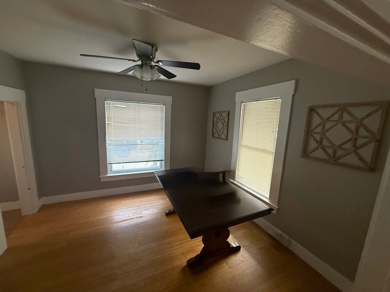 439 Laurel St - Photo 6 of 13