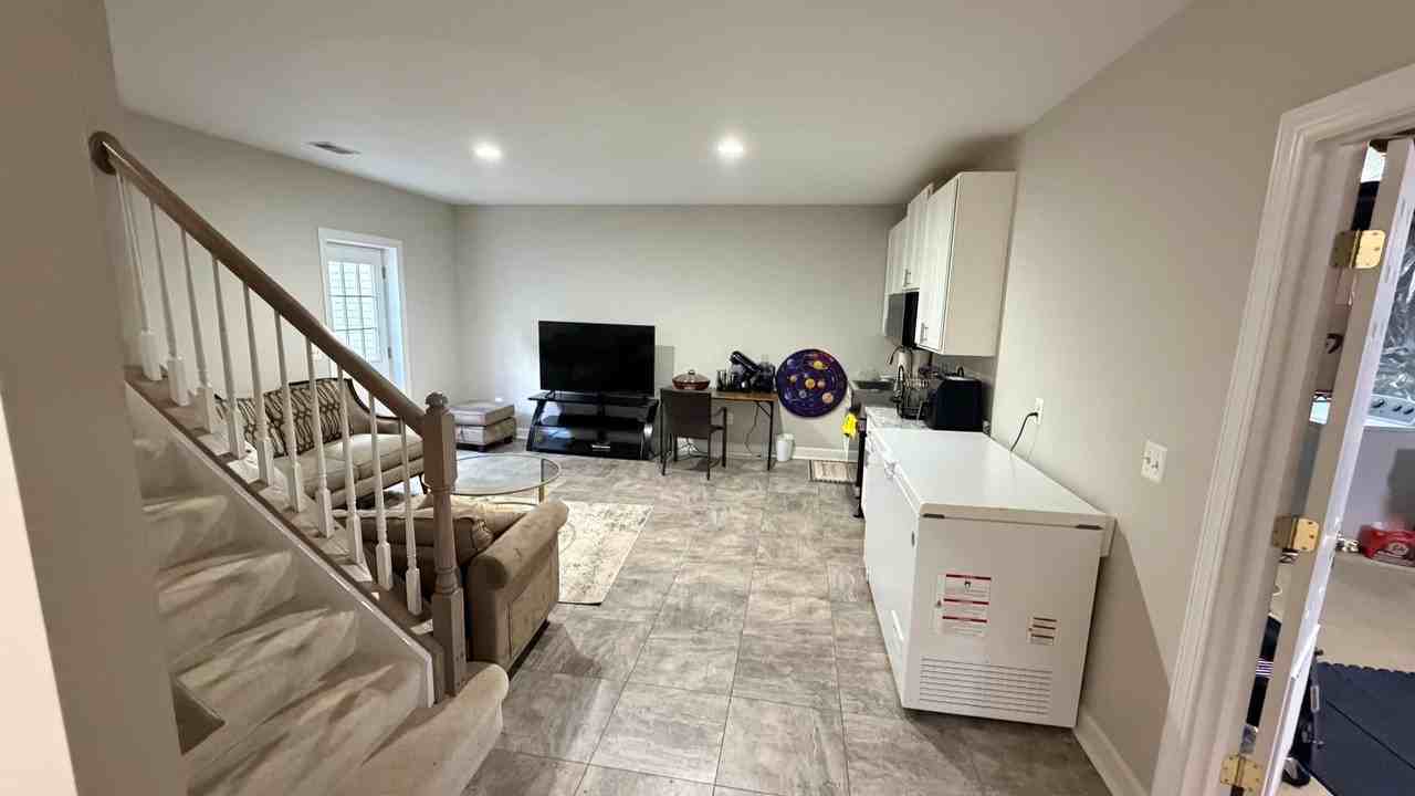 9223 Lee Masey Dr #1 - Photo 3 of 10