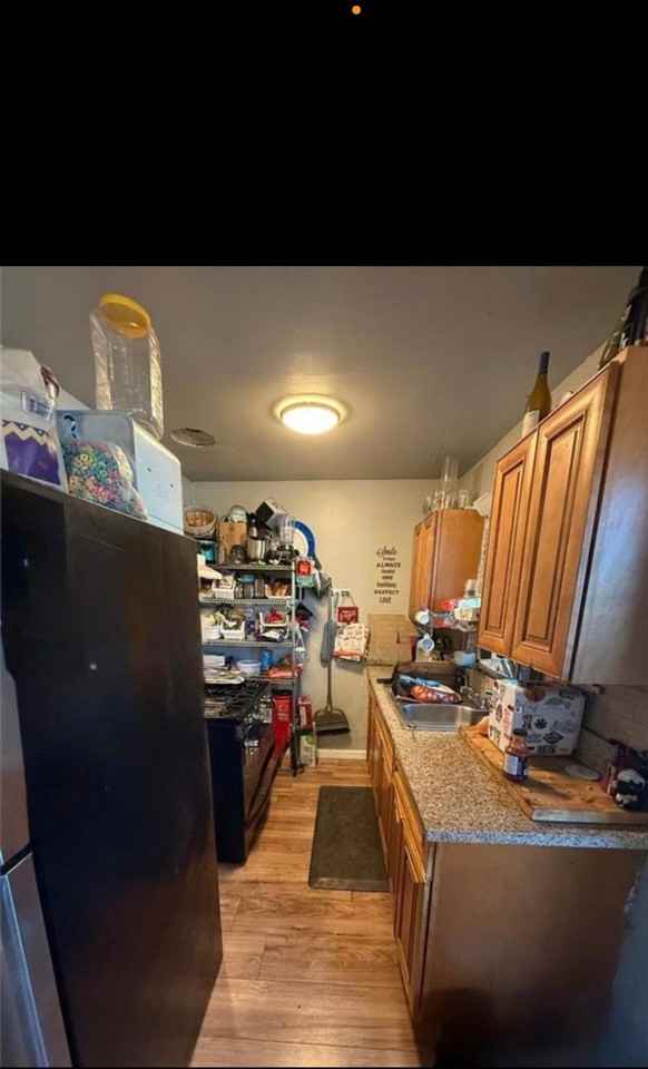 1405 Lagoon Ave - Photo 3 of 5