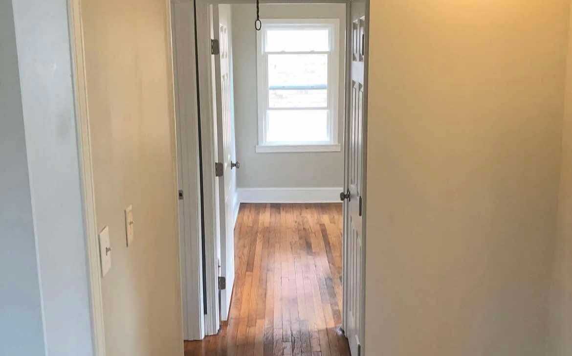 899 Margaret Pl Nw - Photo 3 of 8