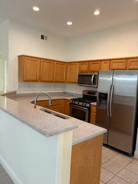 4648 Teal Bay Ct - Photo 3 of 17