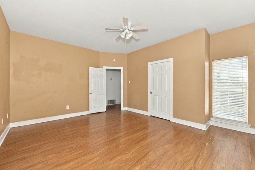 623 W Owing St #1 - Photo 6 of 15