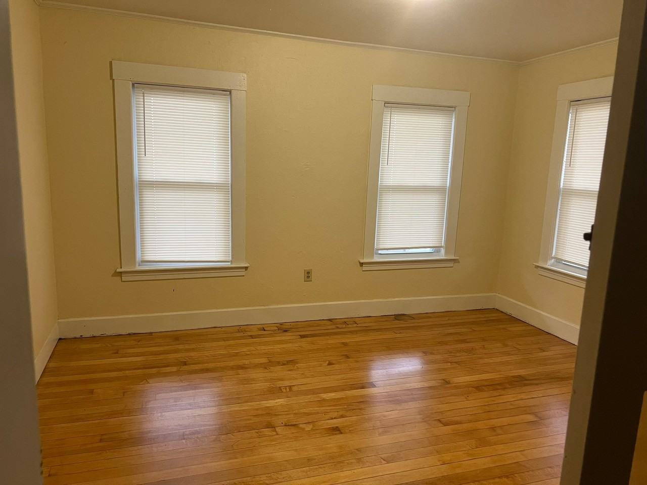 49 Cedar St #1L - Photo 6 of 16