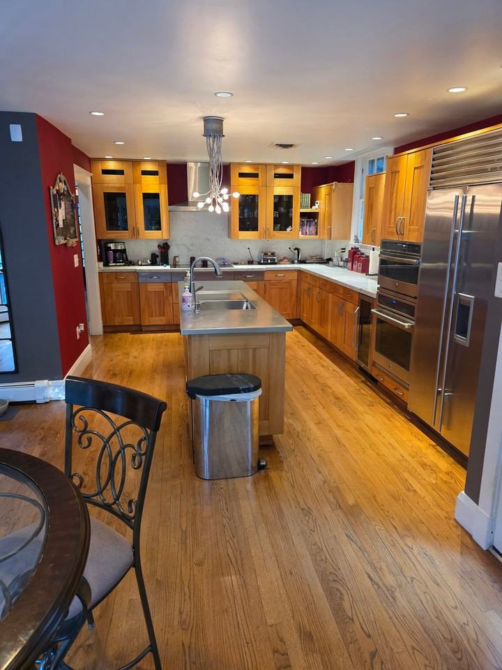 704 Cliveden Rd W - Photo 2 of 24