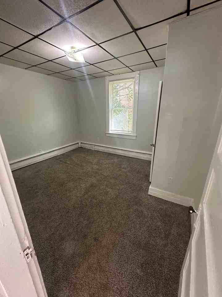 50 Knox St #8 - Photo 6 of 9