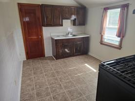 18 Ryle Ave #2ndFL - Photo 1 of 1