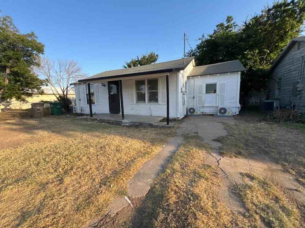 1829 Spaulding St - Photo 3 of 13