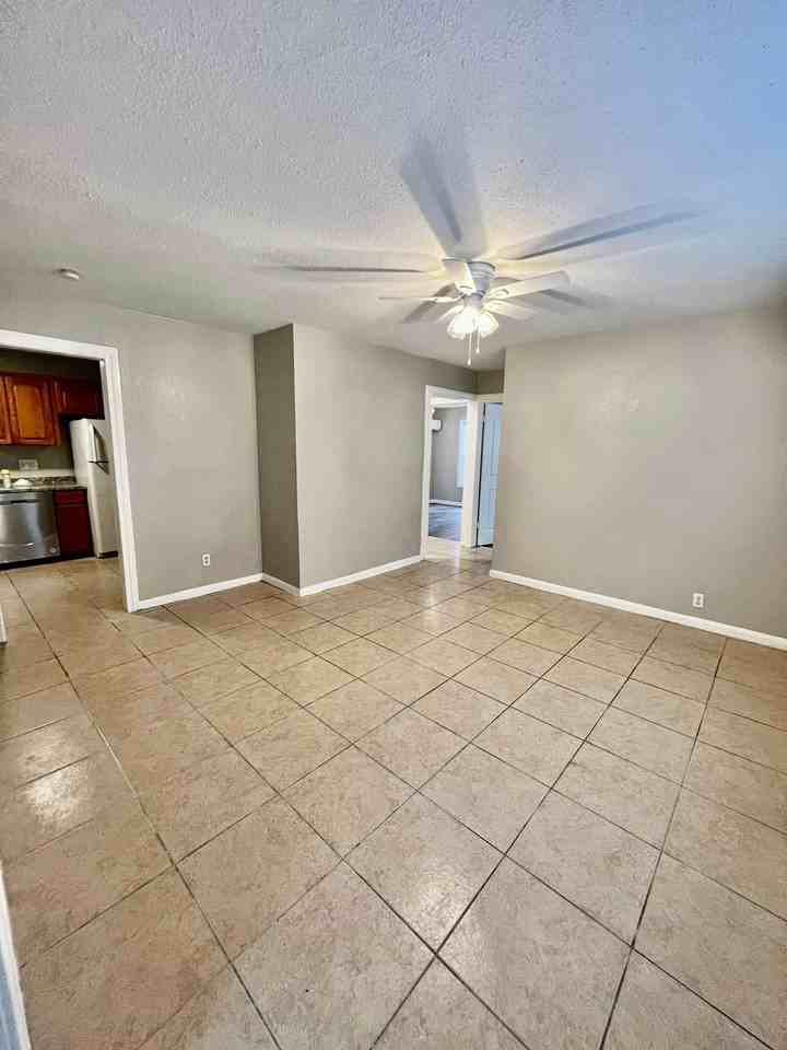 5606 Robertson St #A - Photo 3 of 17