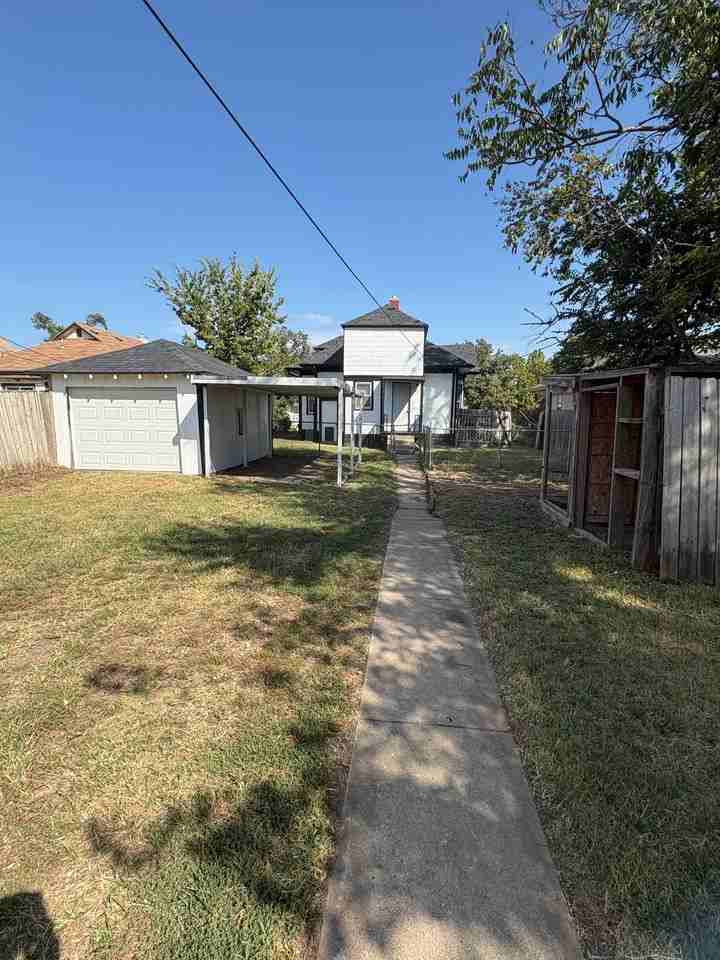 1012 E Iron Ave - Photo 6 of 17