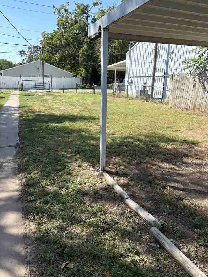 1012 E Iron Ave - Photo 7 of 17