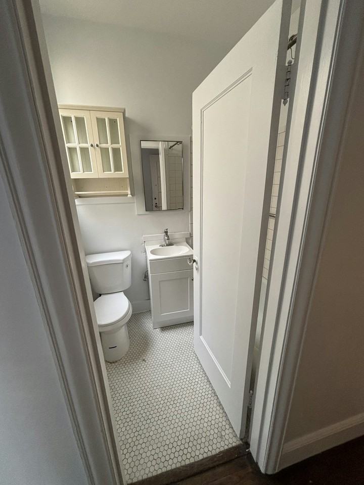 1230 Broadway, Unit 5 - Photo 3 of 8