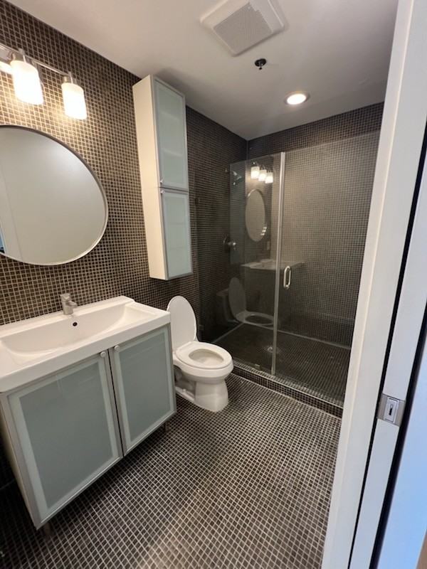 2514 Abercorn St #207 - Photo 3 of 25