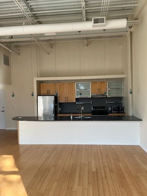 2514 Abercorn St #207 - Photo 7 of 25