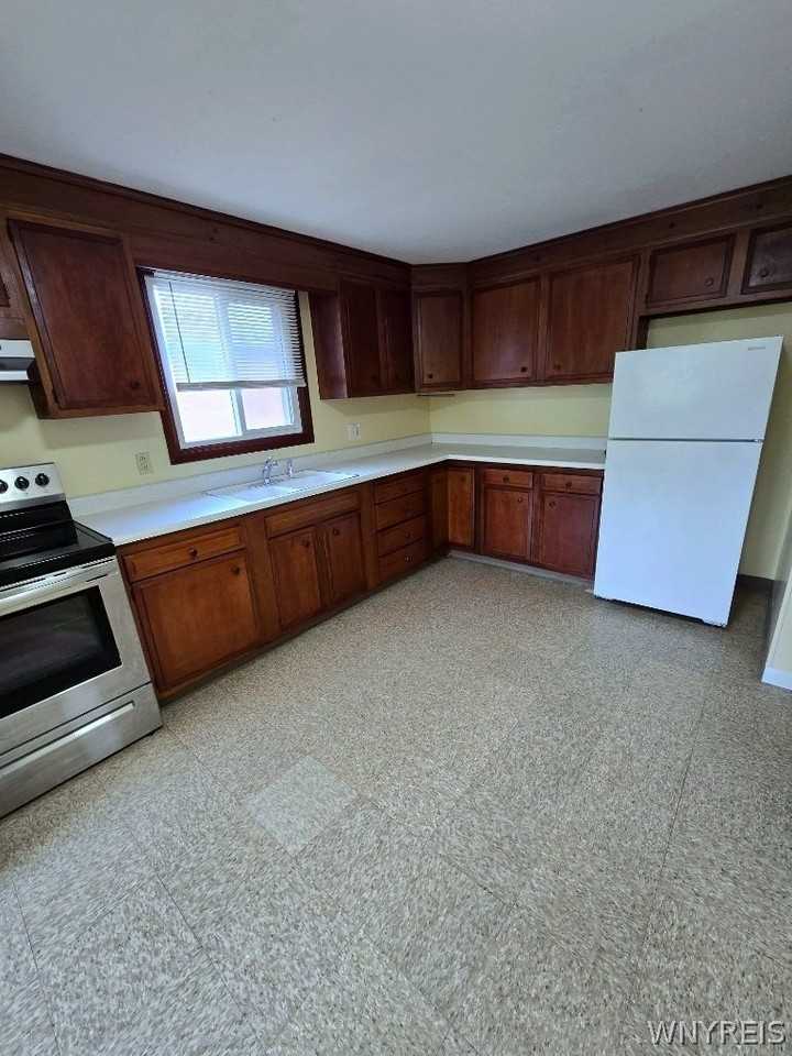 9 Floreis Ct - Photo 3 of 21