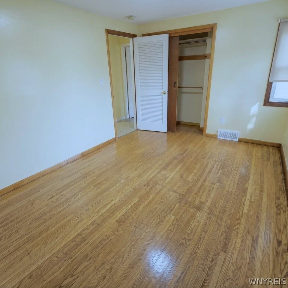 9 Floreis Ct - Photo 4 of 21