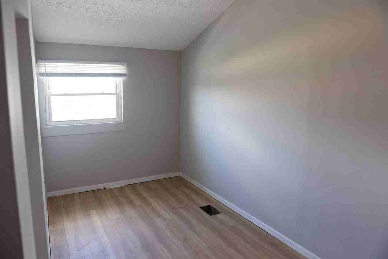 34 E Maynard Ave - Photo 6 of 10