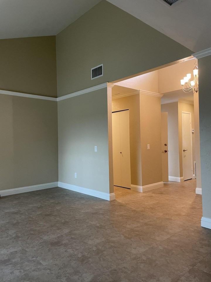 74940 San Simeon Dr - Photo 4 of 37