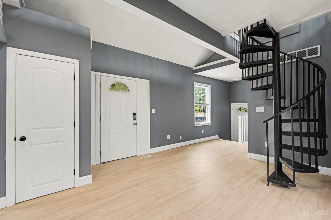 2712 Morrow Pl - Photo 2 of 15