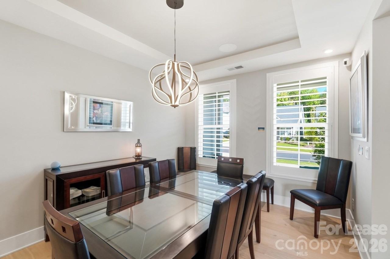 5225 Glenwalk Dr - Photo 5 of 32