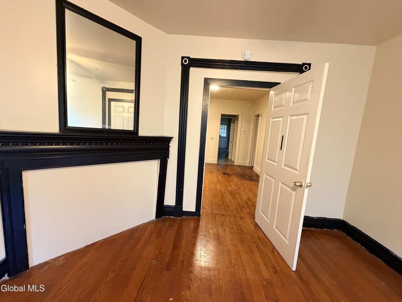 278 Sheridan Ave #1 - Photo 4 of 16