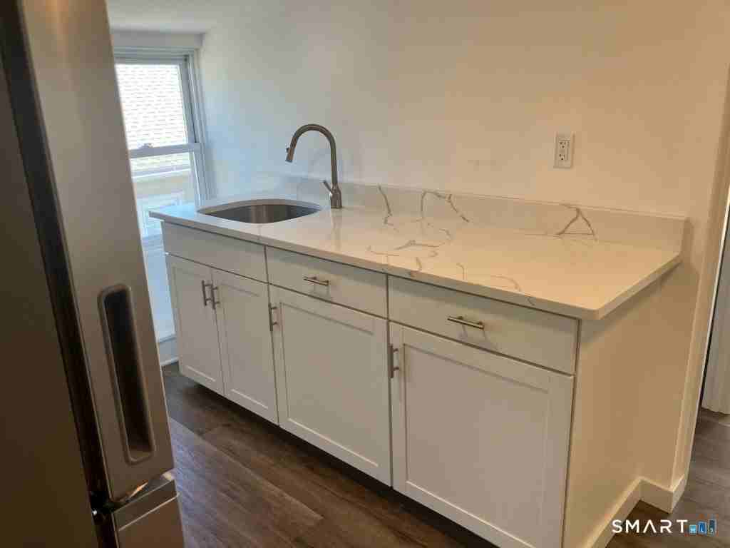 77 Cherry St - Photo 2 of 6