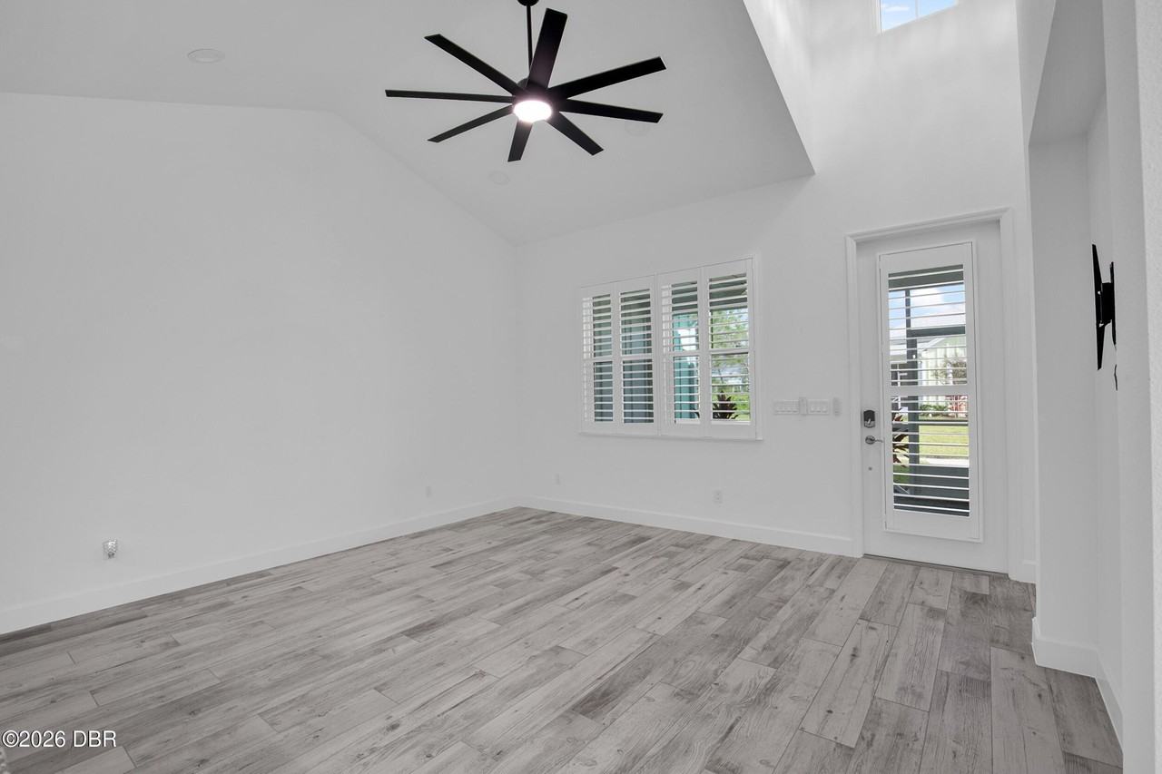 207 Hang Loose Way - Photo 5 of 44