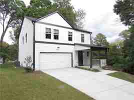 featured image of 2367 Summit Ave Nw