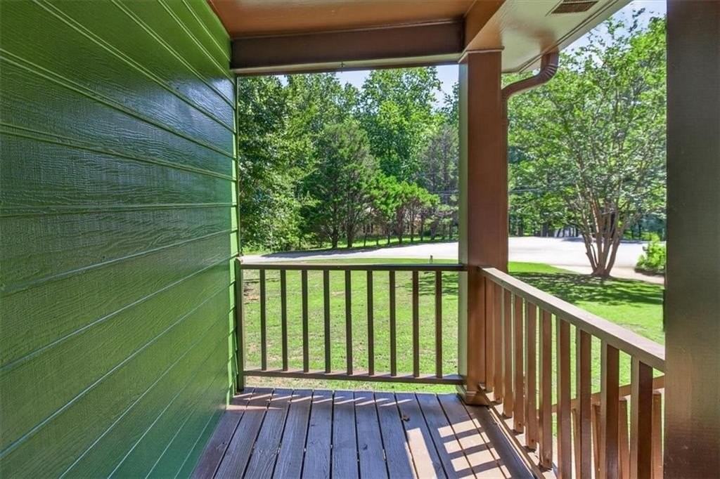 115 Hubbard Dr - Photo 3 of 46