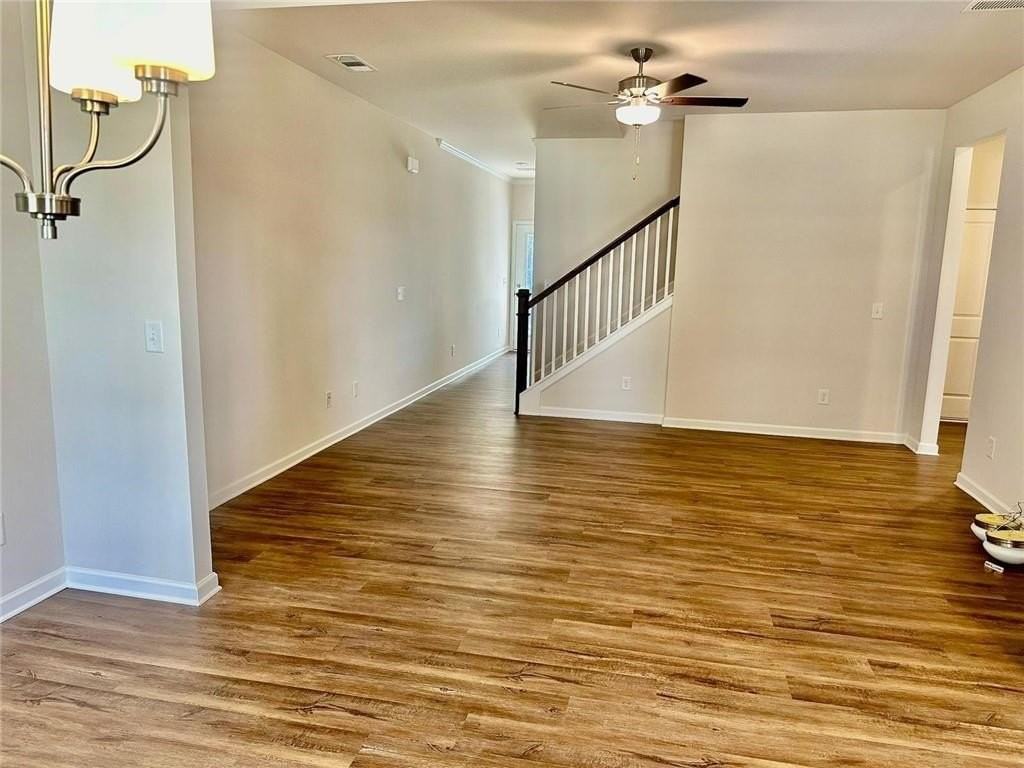 134 Berry Dr - Photo 5 of 28