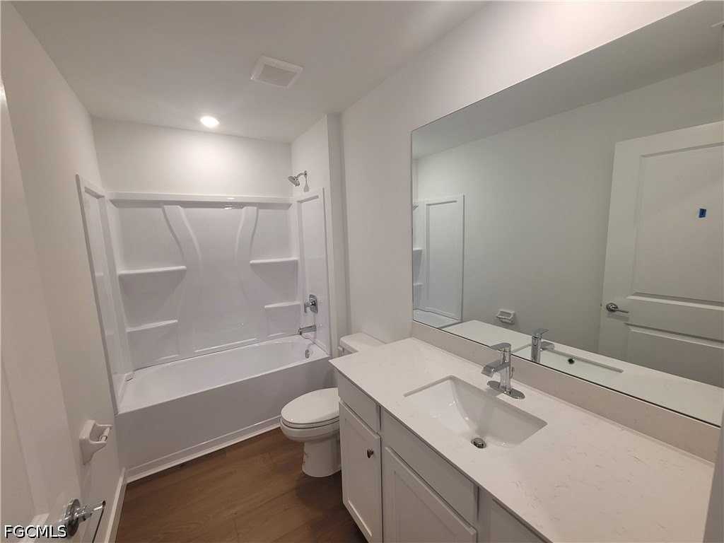 17360 Cantu Ct - Photo 6 of 12
