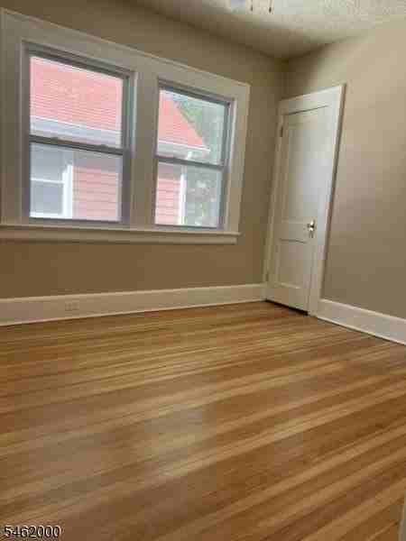 10 Warman St - Photo 6 of 9