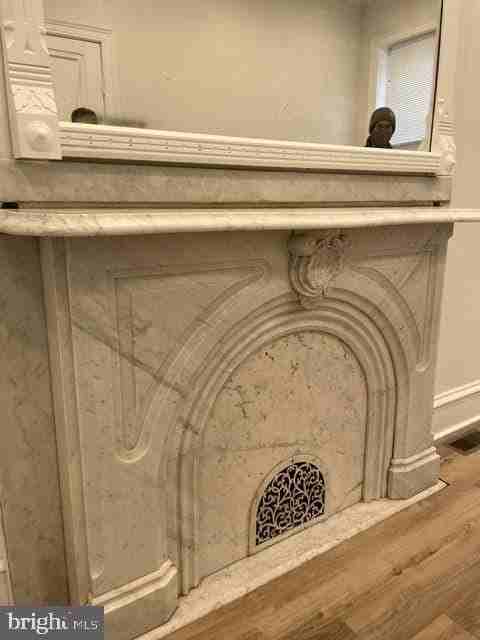 2129 Spring Garden St - Photo 7 of 10