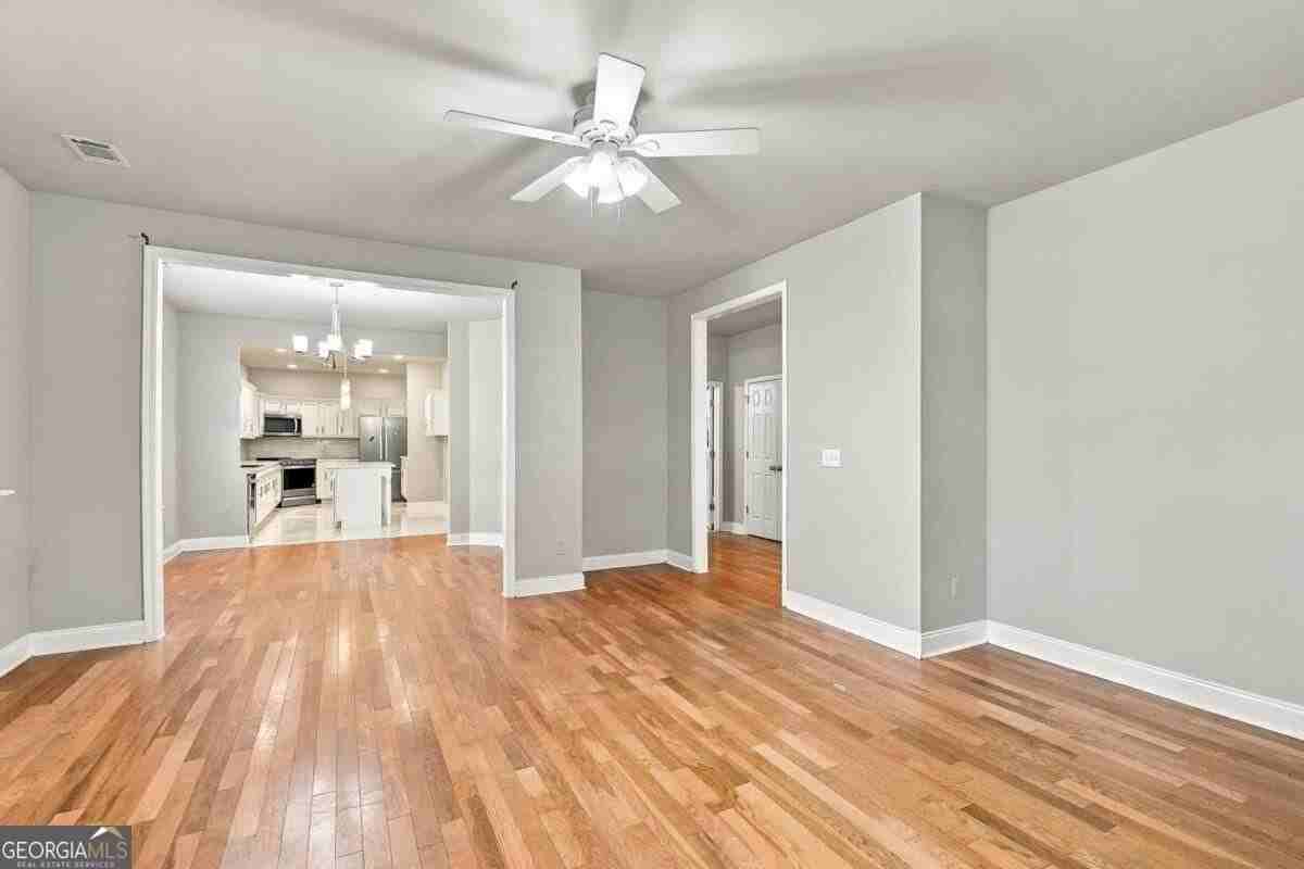 187 Hemphill School Rd Nw - Photo 5 of 16