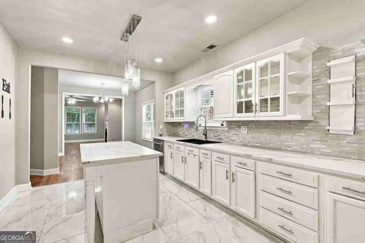 187 Hemphill School Rd Nw - Photo 7 of 16