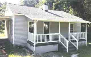 featured image of 201 S Pine St