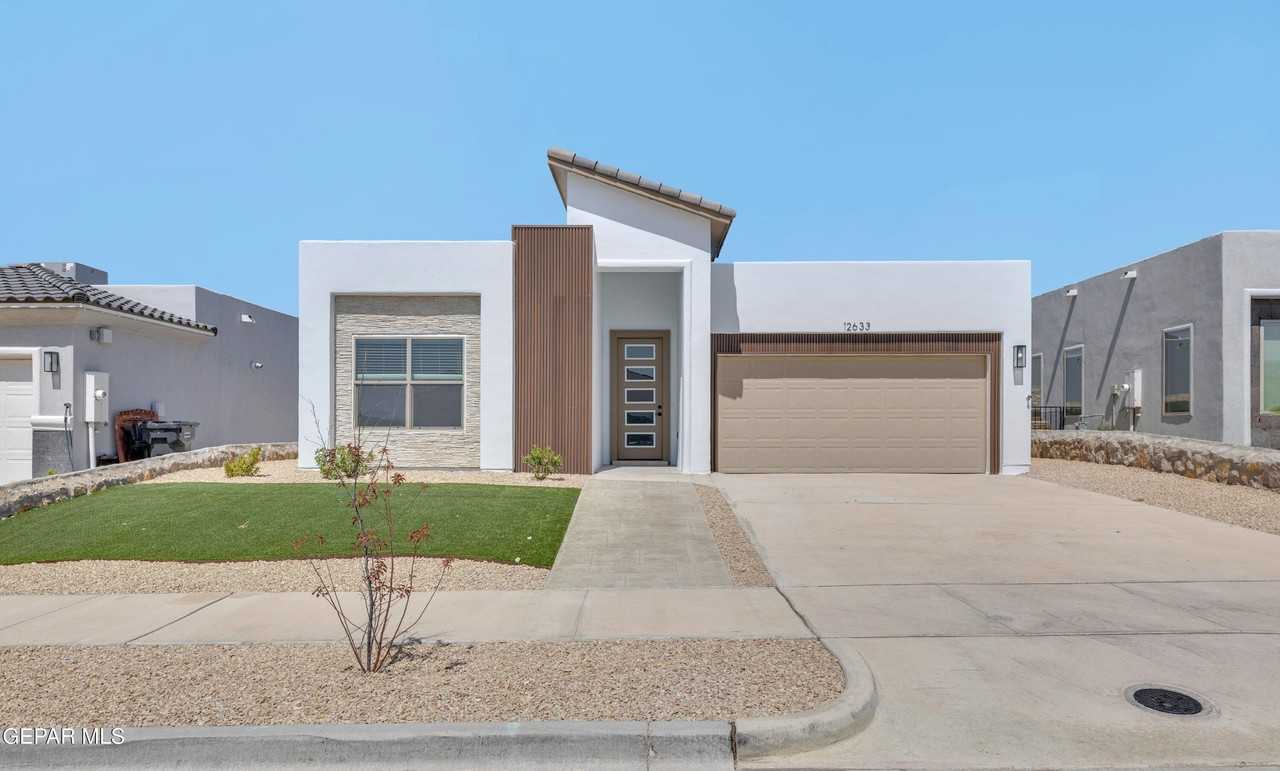 12633 Middlesbrough Ave - Photo 2 of 36