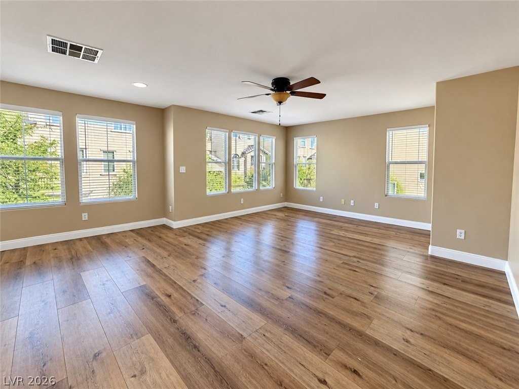 1257 Sand Castle Ave - Photo 3 of 28