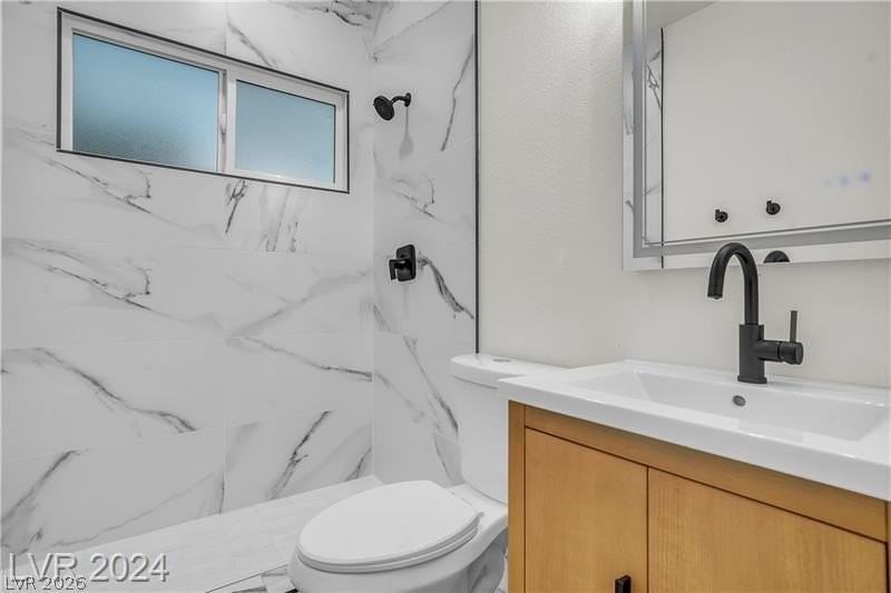 1660 Capistrano Ave - Photo 5 of 15