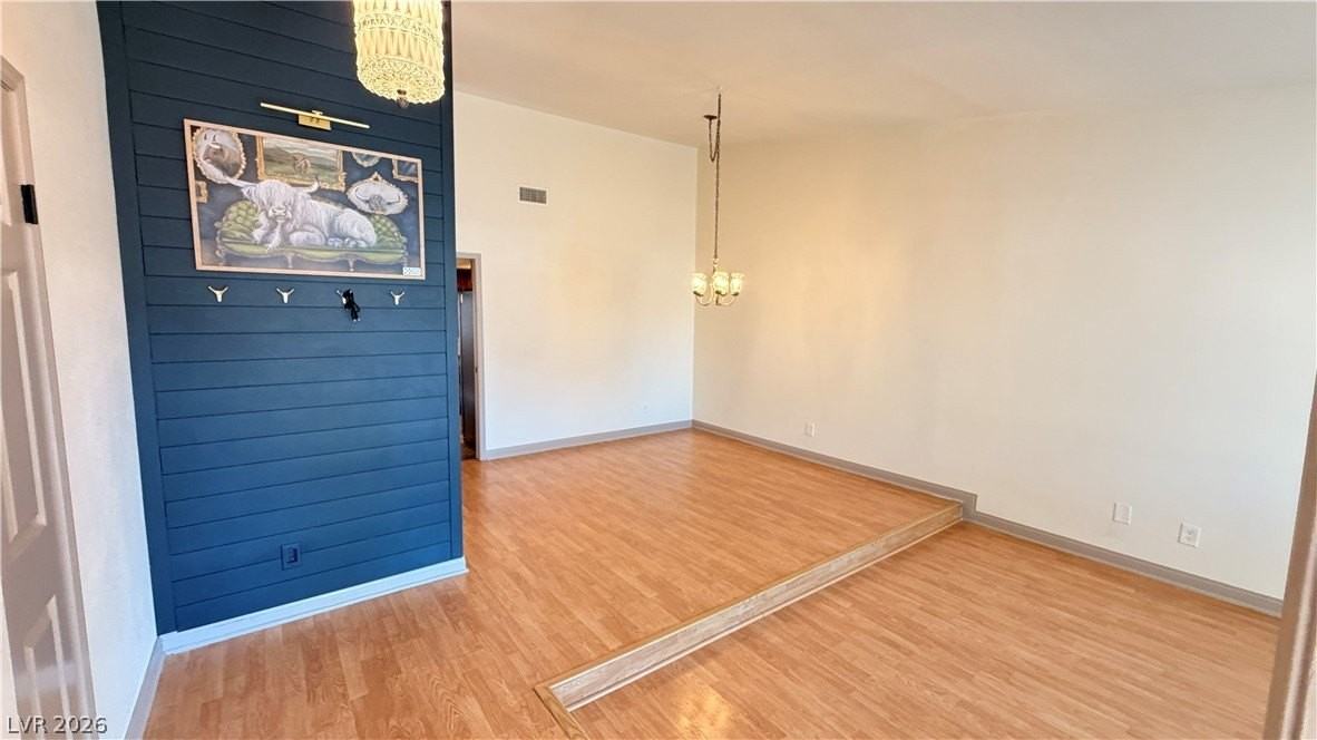 2783 Carnation Ln - Photo 4 of 43