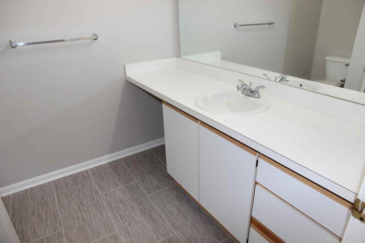 1774 Weatherstone Dr - Photo 6 of 32