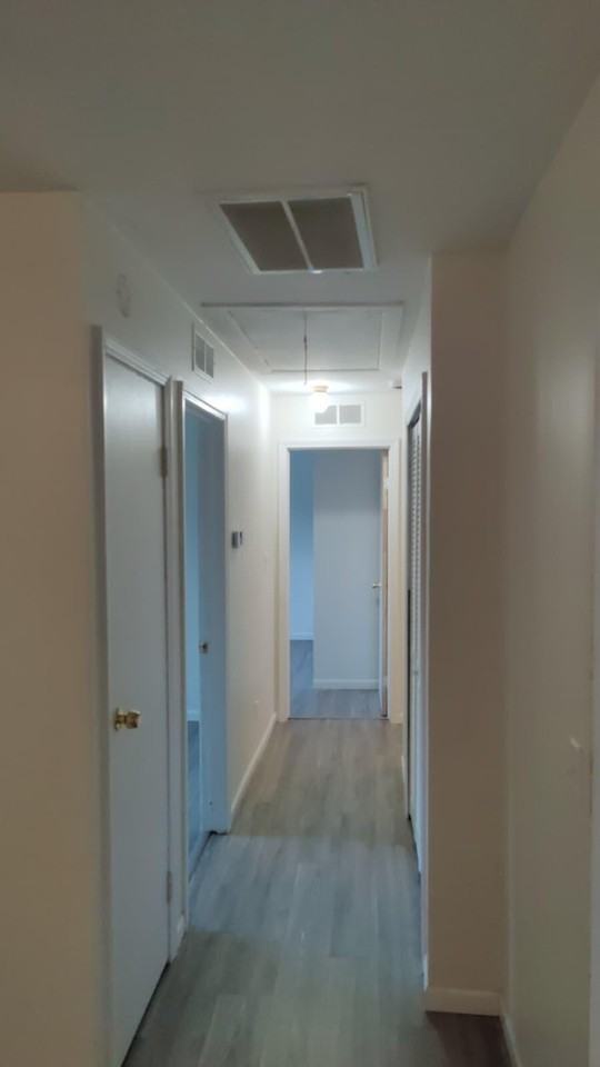 1131 Rambling Rd - Photo 5 of 13