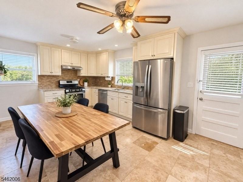 57 Haverhill Ave #1 - Photo 3 of 16