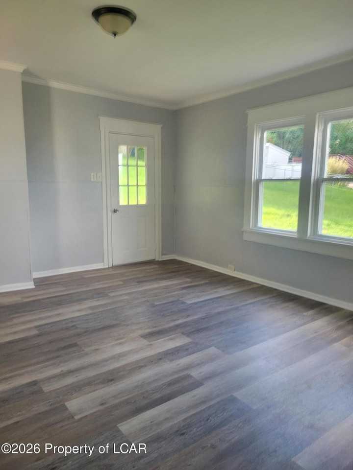 55 Thistle St - Photo 7 of 13