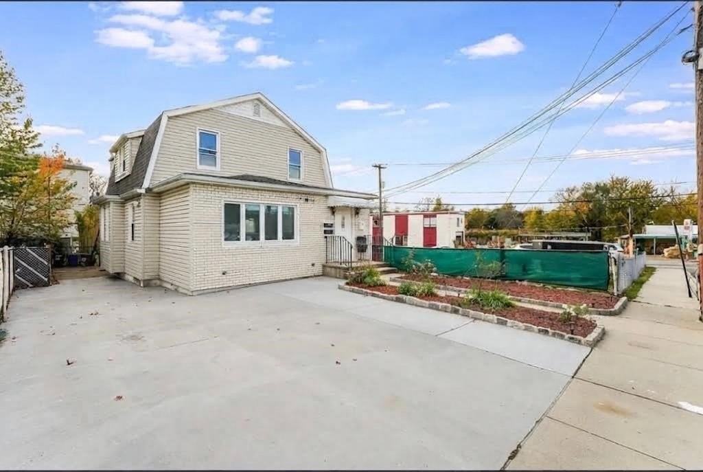 327 Stover Ave - Photo 6 of 7