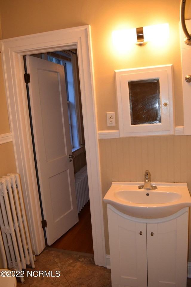 245 E New Hampshire Ave #3 - Photo 6 of 10