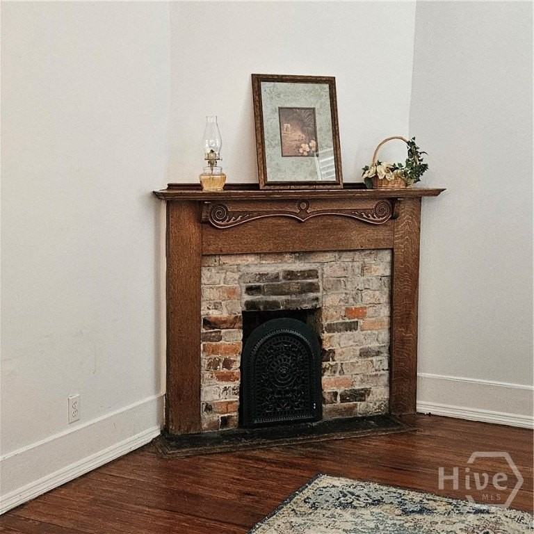 506 E York St - Photo 3 of 34