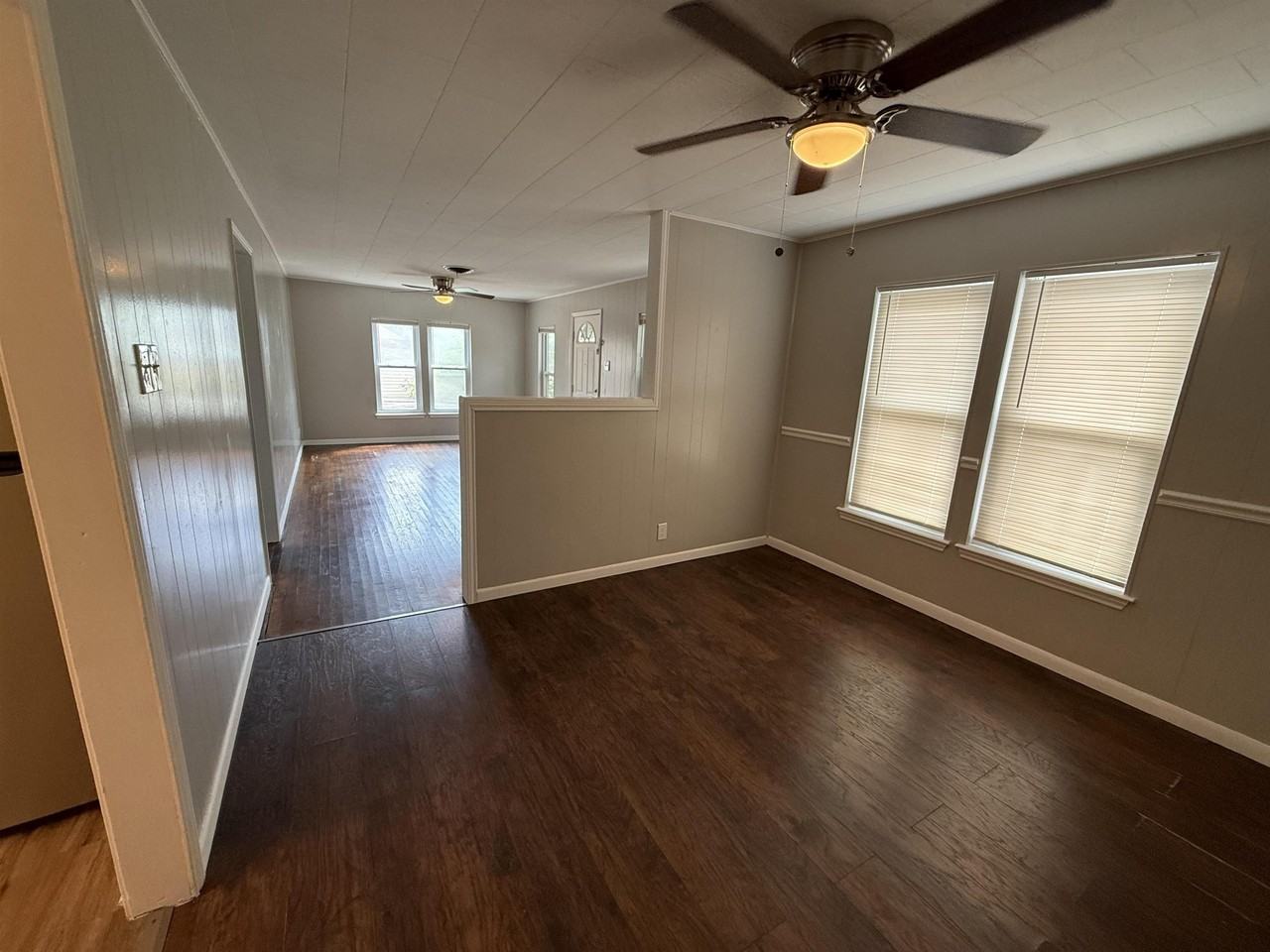 607 N Main St - Photo 2 of 11
