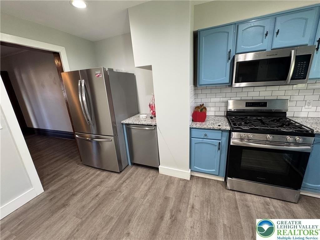 110 S 7th St - Photo 7 of 25